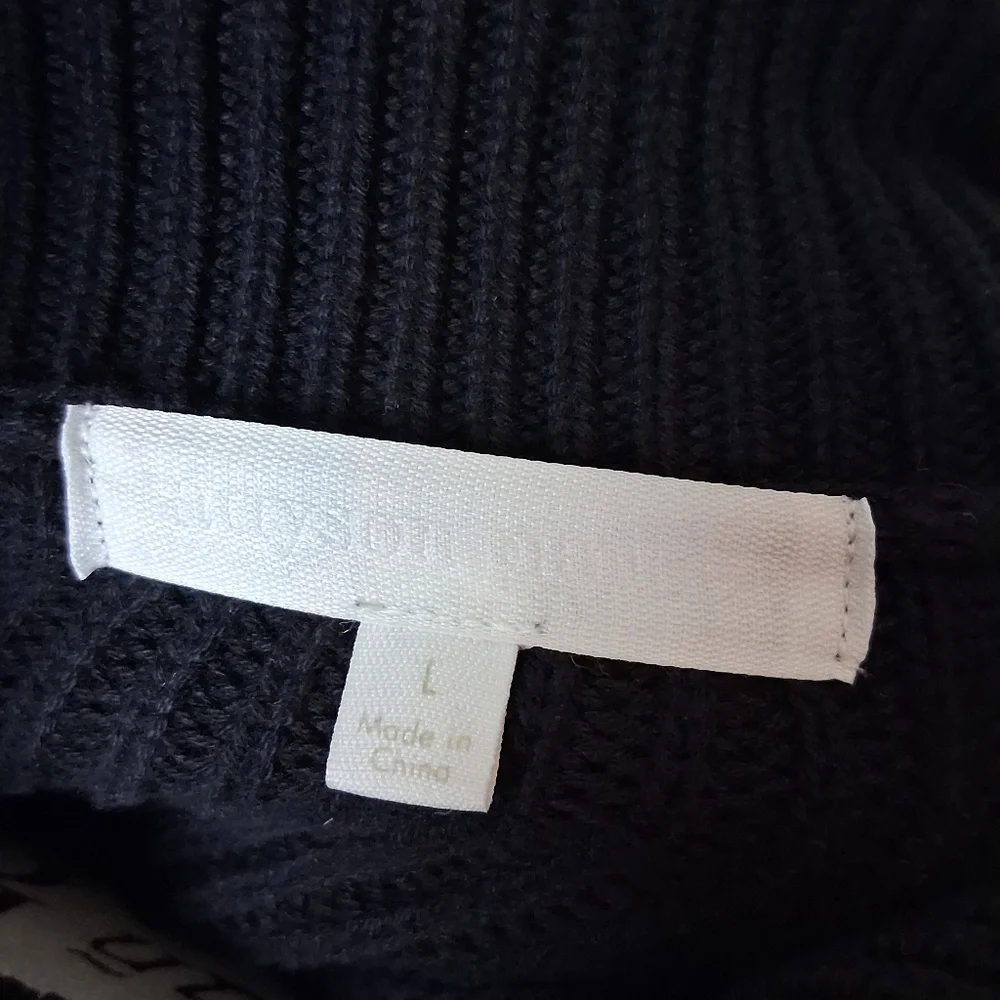 Adyson Parker Large Sweater - Picture 3 of 4